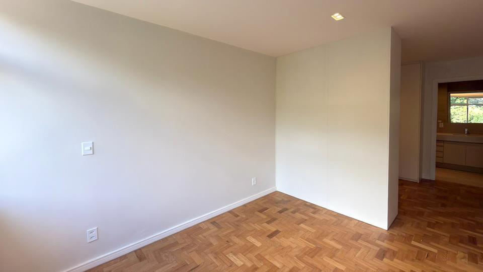 SQS 306 - Apartamento de 3 Quartos todo reformado e Aceita Financiamento - Foto 20