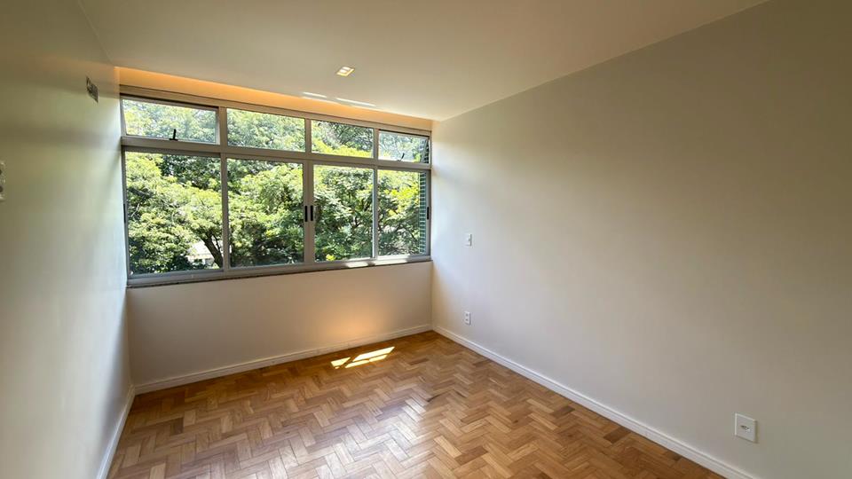 SQS 306 - Apartamento de 3 Quartos todo reformado e Aceita Financiamento - Foto 21